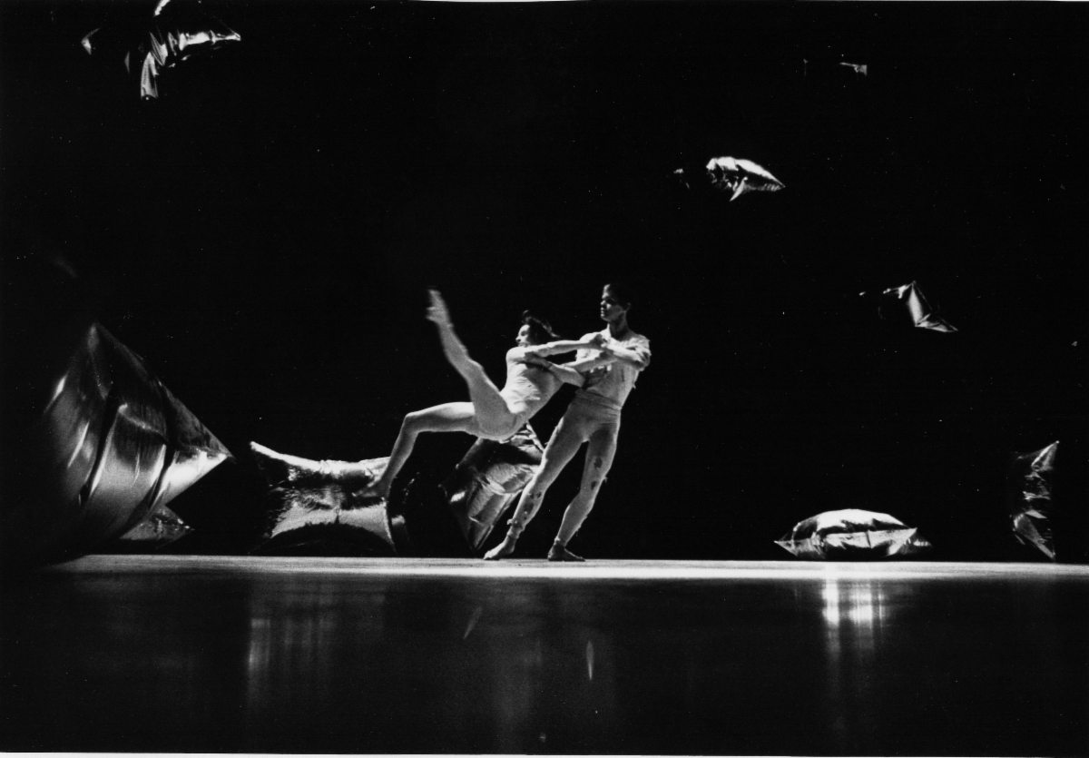 A couple of dancers performing on stage

Description automatically generated